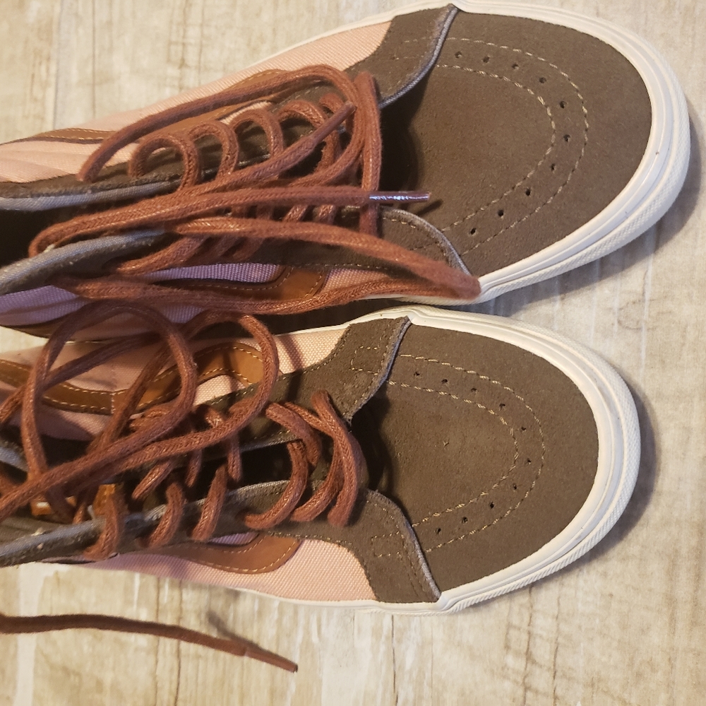 VANS - Picture 3 of 3